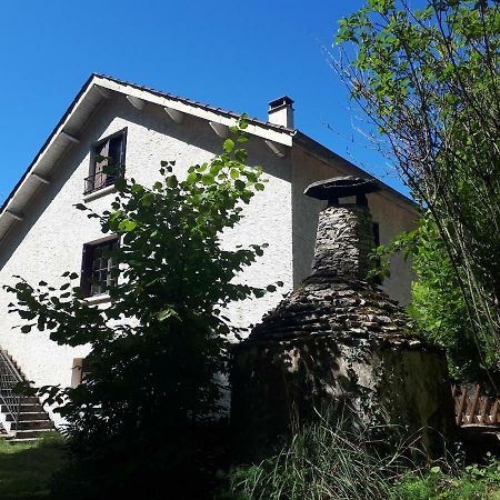Location De Vacances A Gourdon En Bouriane ภายนอก รูปภาพ
